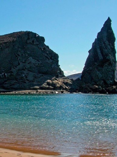 pinnacle-galapagos-islands-oniric